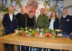 Het team van Oxin Growers bv. Cor Noordijk, Johan Valentijn, Marielle Broekhart, Sandra van der Veer en Paul Wagenaar